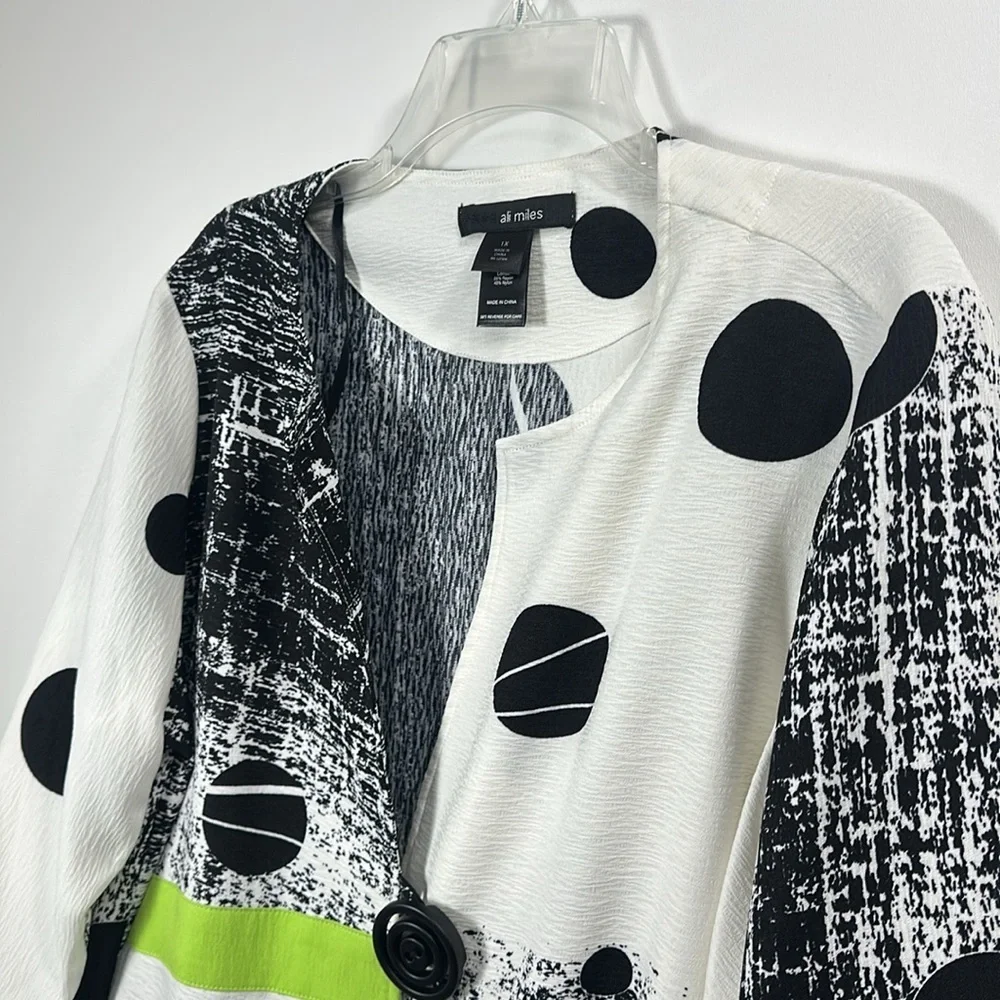 Ali Miles Black & White Abstract Polka Dot Contrast Jacket with Lime Accent - Picture 2 of 10